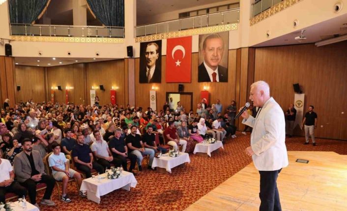 Prof. Dr. Nihat Hatipoğlu Adanalılarla buluştu