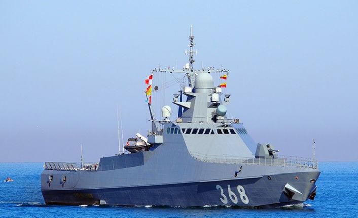 Rusya, Karadeniz’de yük gemisine uyarı ateşi açtı