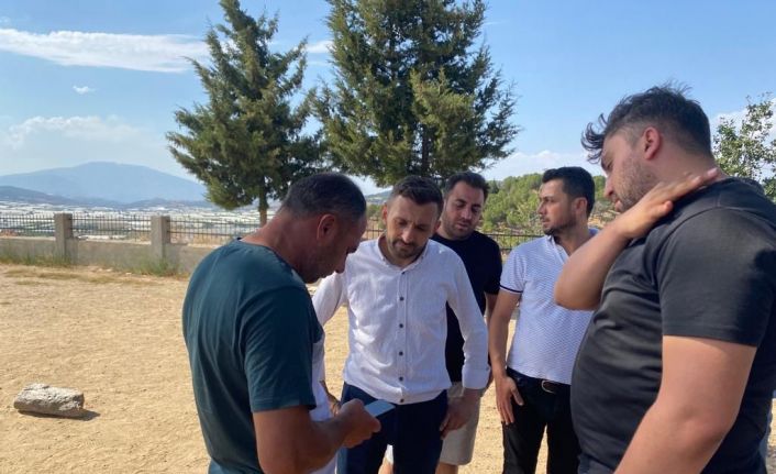 Sarıgöl’de 4 mahalleye halı saha yapılıyor