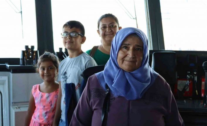 Şehit, gazi ve depremzede aileleri TCSG Umut ile turladı