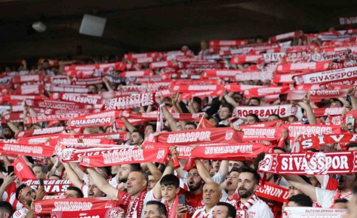 Sivasspor taraftarı takımını yalnız bırakıyor