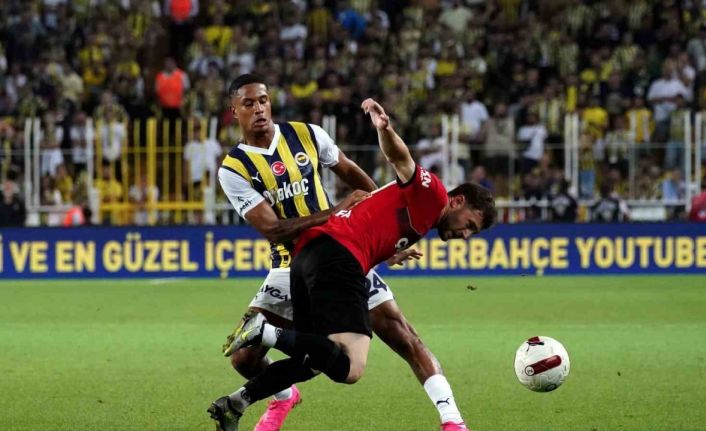 Trendyol Süper Lig: Fenerbahçe: 2 - Gaziantep Futbol Kulübü: 1 (Maç sonucu)