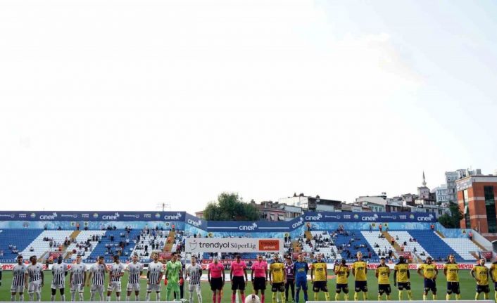 Trendyol Süper Lig: Kasımpaşa: 0 - MKE Ankaragücü: 0 (Maç devam ediyor)