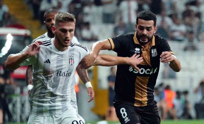 UEFA Avrupa Konferans Ligi: Beşiktaş: 0 - Neftçi Bakü: 1 (İlk yarı)