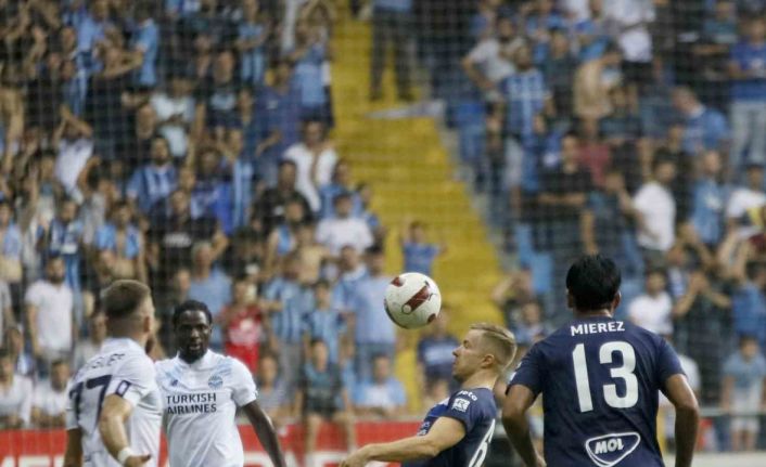 UEFA Avrupa Konferans Ligi: Y. Adana Demirspor: 2 - Osijek: 0 (İlk yarı)
