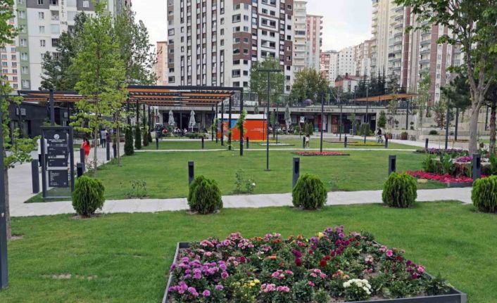 Yeni Meydan Konsepti Mevlana Sakinlerini Memnun Etti