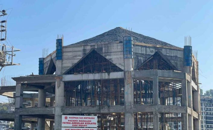 10 bin nüfuslu mahalle, ilk camisine kavuşmak için gün sayıyor