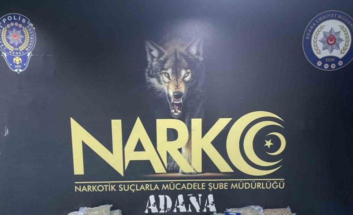 Adana’da bir ayda uyuşturucu sattığı öne sürülen 79 şüpheli tutuklandı