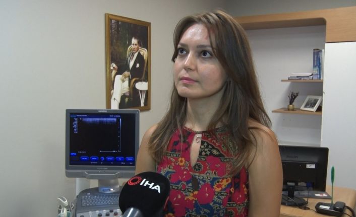 Anne babalar dikkat: Çocuklarda uzun süreli telefon ve tablet kullanımı kalıcı duruş bozukluğuna sebep oluyor