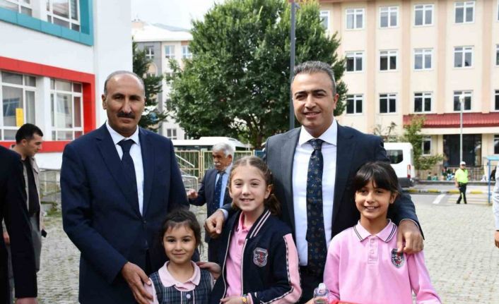 Ardahan’da İlköğretim Haftası kutlama etkinliği düzenlendi