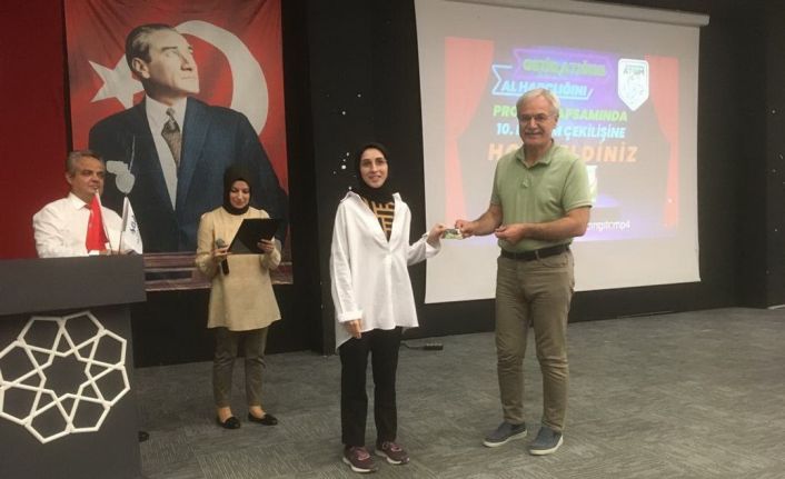 Atıkları getirip harçlıkları aldılar