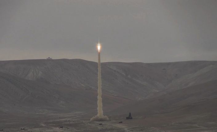 Azerbaycan’da askeri tatbikatlar devam ediyor