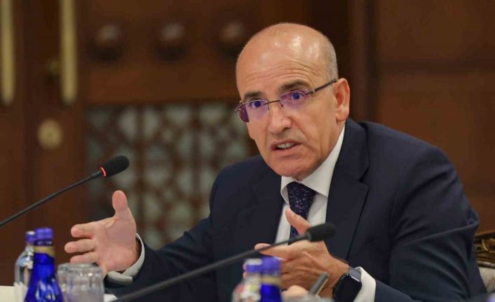 Bakan Şimşek: “Dar kesimlerin alım gücünün kalıcı şekilde artırılmasının tek yolu enflasyonu tek haneye düşürmekle olur”