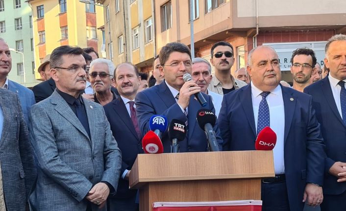 Bakan Tunç: "Türkiye’yi yeni demokratik sivil bir anayasaya kavuşturuncaya kadar reform sürecimiz devam edecek"