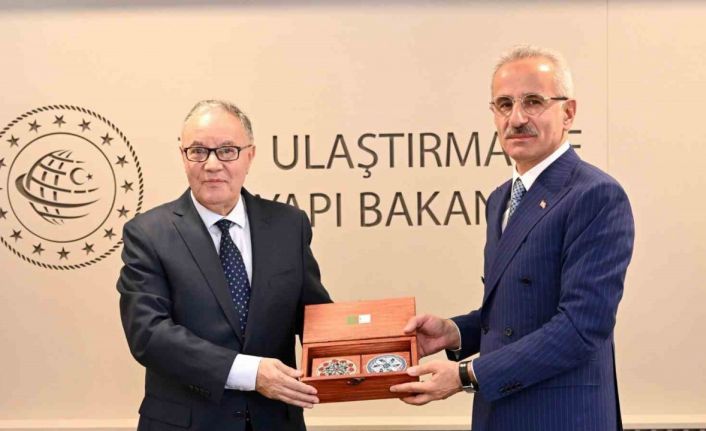 Bakan Uraloğlu, Cezayir Büyükelçisi Belan’ı kabul etti
