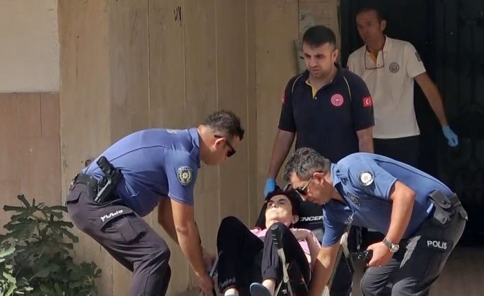 Banyoda düşüp 24 saat boyunca mahsur kalan yaşlı kadının imdadına avukatı yetişti