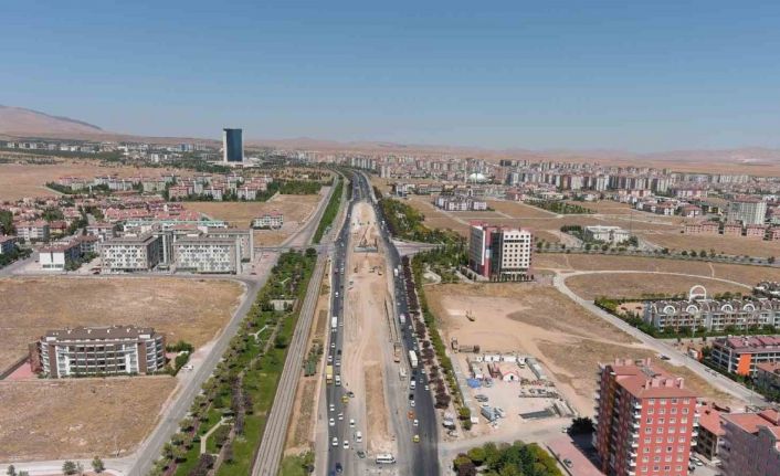 Başkan Altay: “Konya’nın 4 noktasında devam eden köprülü kavşakların maliyeti 1 milyar TL”