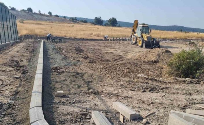 Başkan Doğan: "Emet’in her köşesini spor tesisleri ile donatıyoruz”