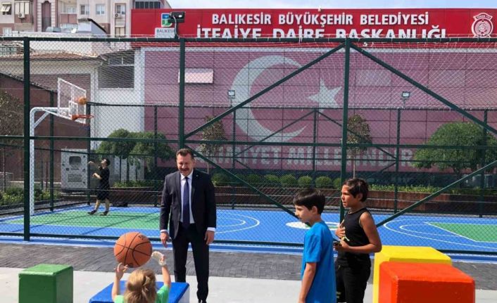 Başkan Yılmaz’a sokakta büyük ilgi