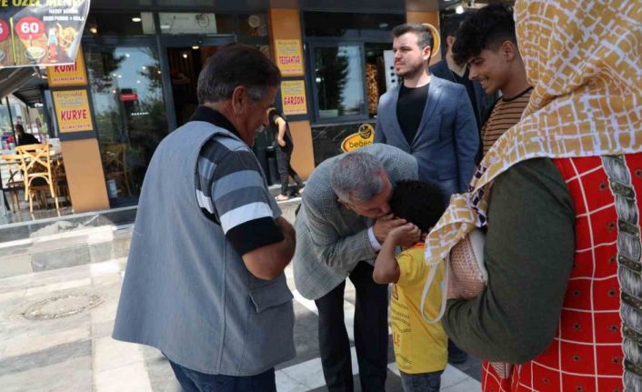 Beyazgül esnaf ile bir araya geldi