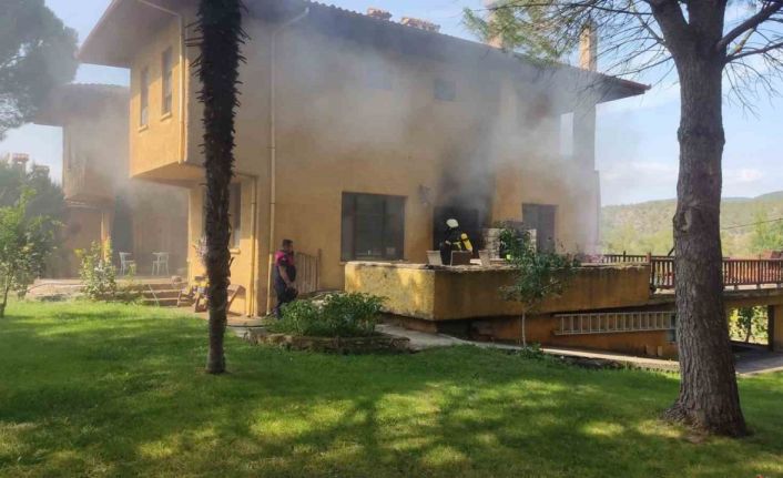 Bilecik’te villada çıkan yangın söndürüldü