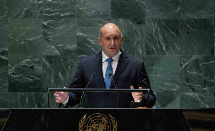 Bulgaristan Cumhurbaşkanı Radev: "Rusya’yı nükleer savaşın ve silahlanma yarışının engellenmesine yönelik ortak deklarasyona bağlılığını ortaya koymaya davet ediyoruz"