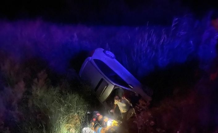 Bursa’da tarlaya uçan otomobilde can pazarı: 1 ölü 2 yaralı