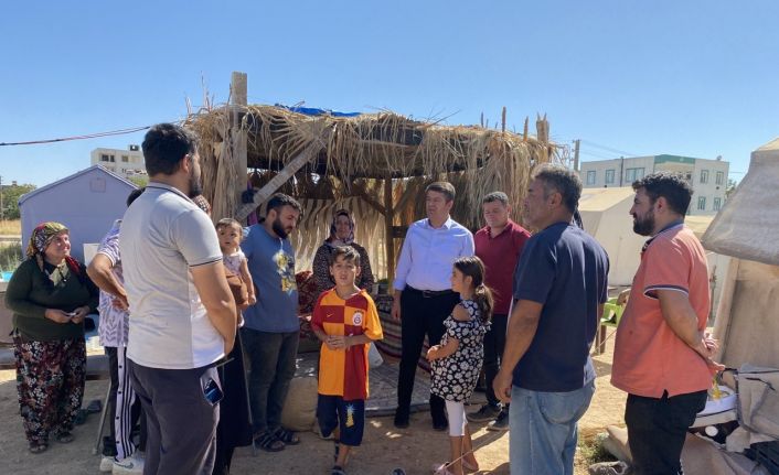 Çadırlarda kalan kiracılar konteyner talep ediyor