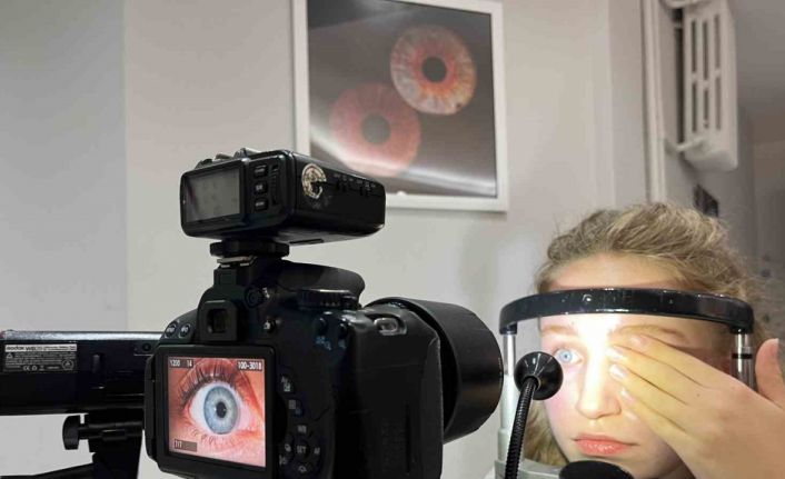 Çektiği fotoğraflarla insan gözüne farklı bir bakış açısı kazandırıyor