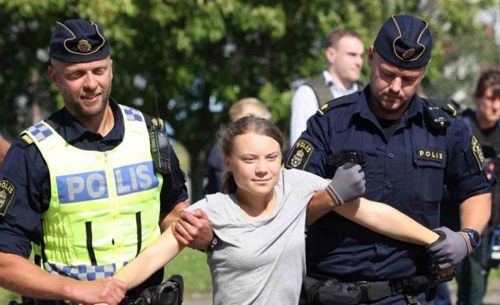 Çevre aktivisti Thunberg’e 2 ayda 2’inci “polise itaatsizlik” suçlaması