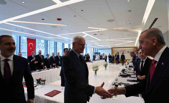 Cumhurbaşkanı Erdoğan, ABD’deki düşünce kuruluşu temsilcileriyle yuvarlak masa toplantısında bir araya geldi