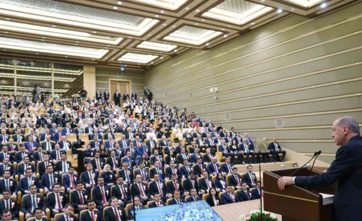 Cumhurbaşkanı Erdoğan’dan CHP’li Sezgin Tanrıkulu’na sert tepki: ”Sözde milletvekili ama terörist müsveddesi”