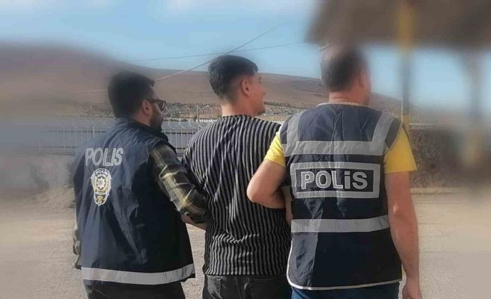 Elazığ’da asayiş uygulaması: 13 yıl kesinleşmiş hapis cezası bulunan şahıs yakalandı
