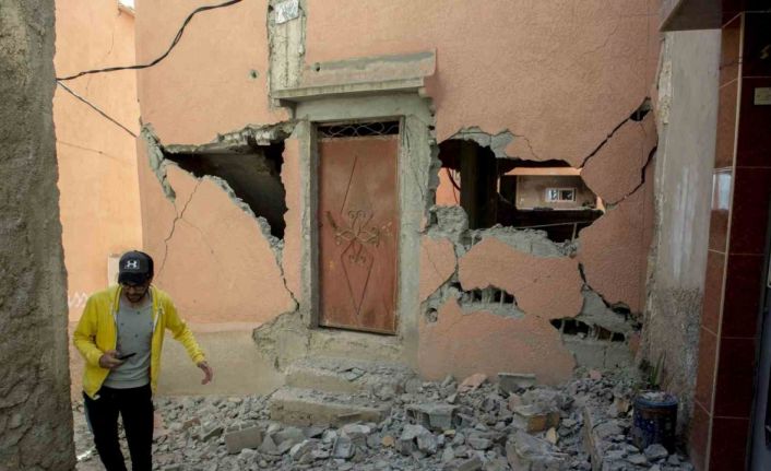 Fas’taki depremde can kaybı bin 305’e, yaralıların sayısı bin 832’ye yükseldi