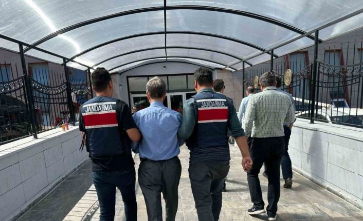 FETÖ üyesi jandarma tarafından yakalandı