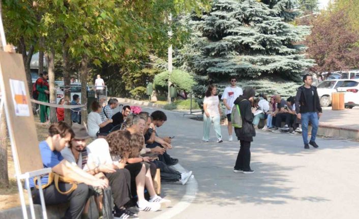 Güzel sanatlar fakültesi yetenek sınavı heyecanı başladı