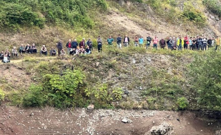 Hayvanları otlatırken kaybolan 13 yaşındaki Emirhan’ı arama çalışmaları devam ediyor