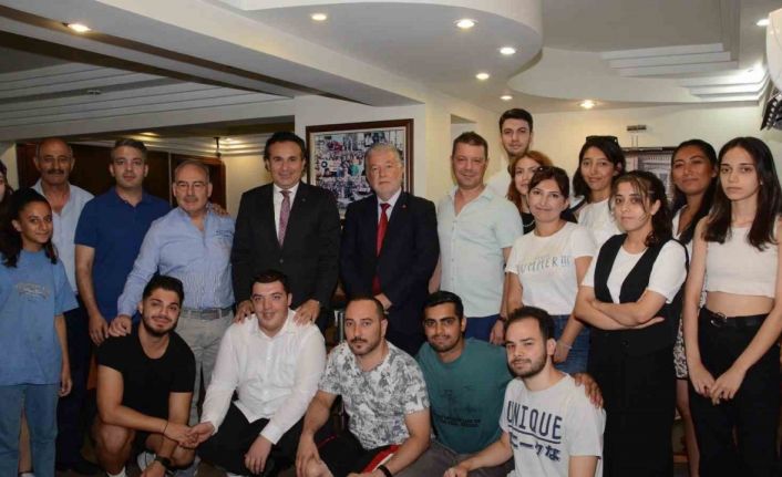 İzmir’de yeni nesil kahveciler yetişiyor