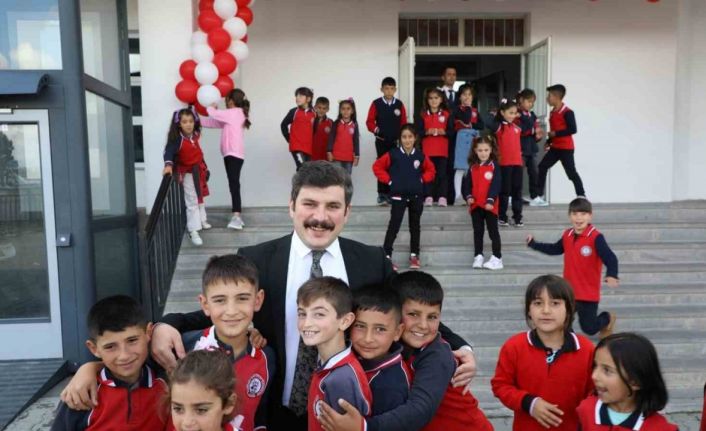 Kars’ta İlköğretim Haftası etkinliği