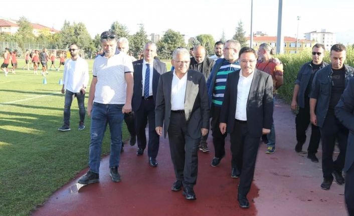 Kayserispor’da yüzler gülüyor