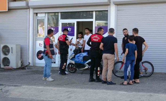 Kilis’te iş yerinde bıçaklı kavga: 2’si ağır 3 yaralı
