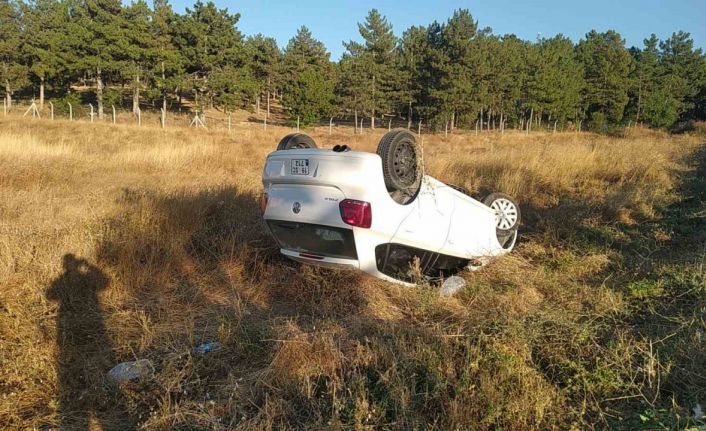 Kontrolden çıkan otomobil takla attı