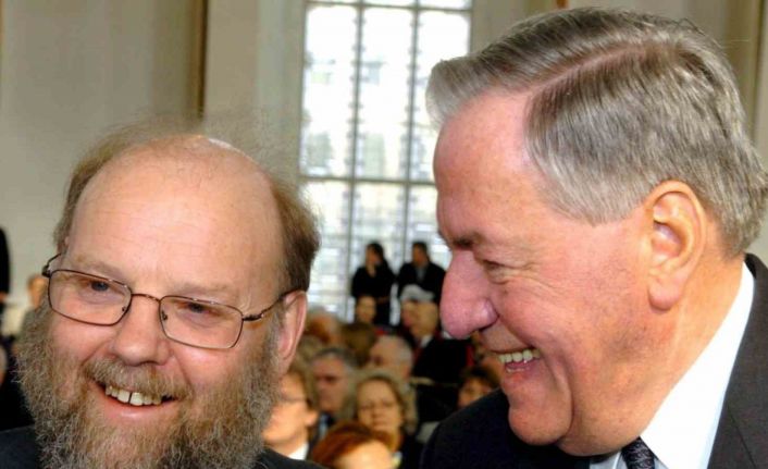 Koyun Dolly’i klonlayan bilim adamı Ian Wilmut 79 yaşında hayatını kaybetti