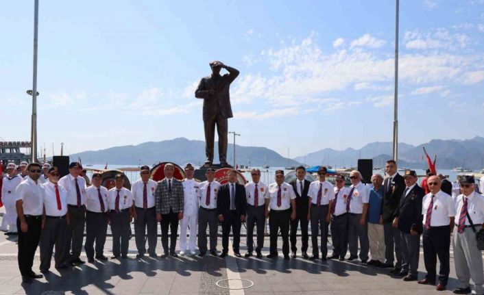 Marmaris’te Gaziler günü anma törenleri çelenk sunma merasimi ile başladı