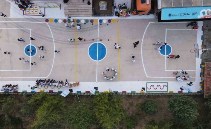 Okulu şenlendiren hareket