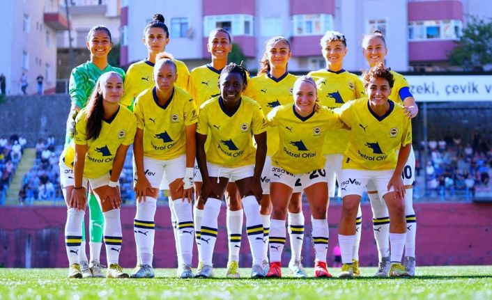 Petrol Ofisi Grubu’nun Fenerbahçe kadın futbol takımına desteği devam ediyor