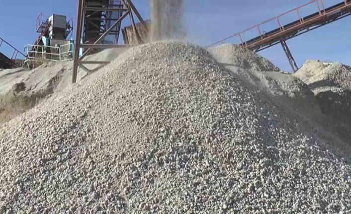 Rektör Prof. Dr. Mehmet Hakkı Alma: "Dünyada ilk defa taştan kağıt ürettik"