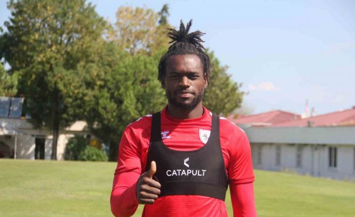 Samsunspor’un golcüsü Dimata: “Hedefim Avrupa’nın en iyi forvetlerinden biri olmak”