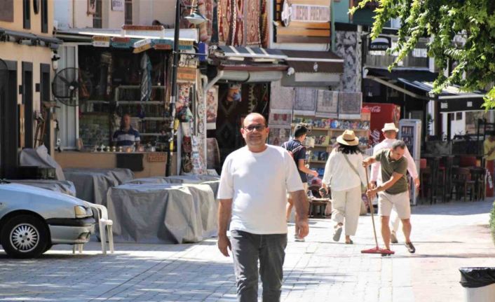 Seçmen sayısı 594 olan tarihi semti yılda 3 milyon turist ziyaret ediyor