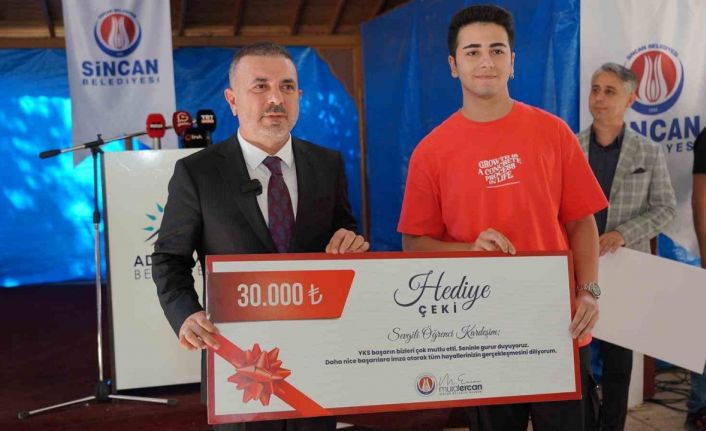 Sincan Belediyesinden YKS’yi kazanan depremzede öğrencilere para ödülü